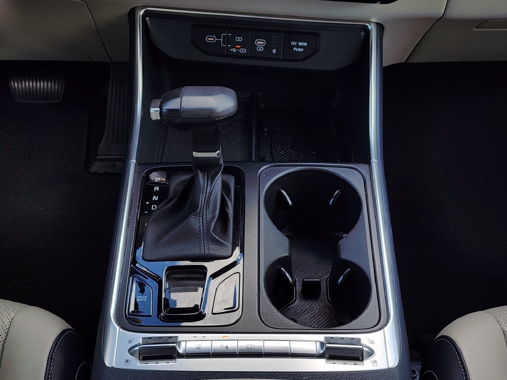 Certified 2025 Kia Carnival SX Prestige FWD image 28