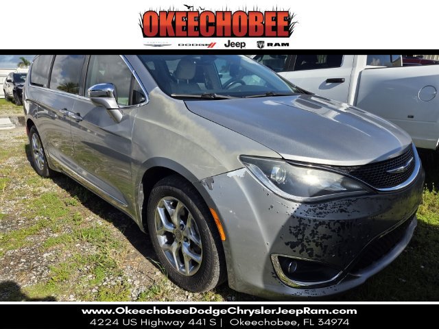 Used 2019 Chrysler Pacifica Limited FWD image 1
