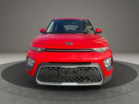 Used 2021 Kia Soul S image 2