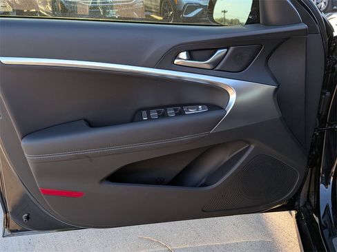 New 2026 Genesis G70 2.5T image 10