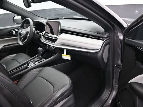 Used 2024 Jeep Compass Limited w/ Elite Group AWD/4WD image 9
