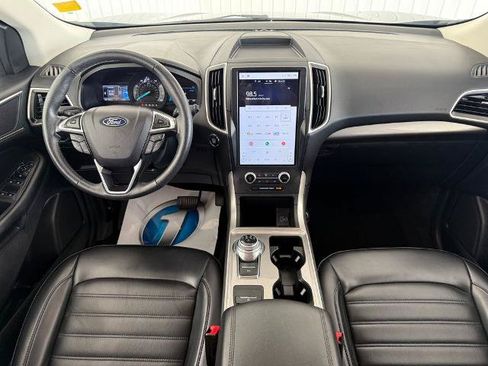 Certified 2024 Ford Edge SEL AWD/4WD image 3