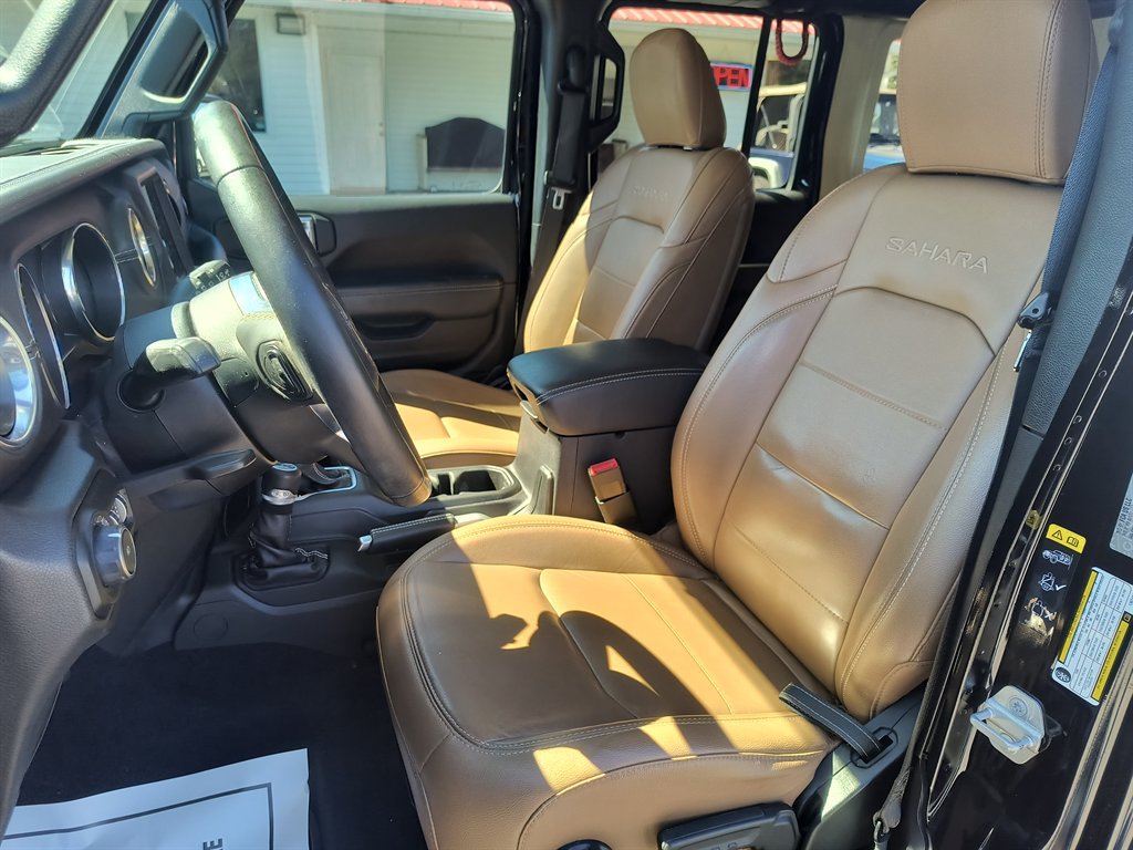Used 2020 Jeep Wrangler Unlimited Sahara AWD/4WD image 20