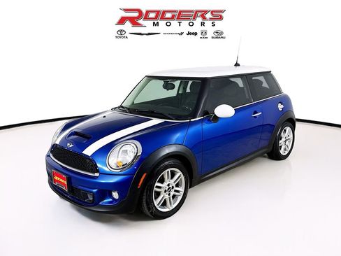 Used 2013 MINI Cooper S FWD image 3