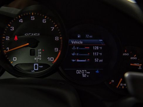Used 2019 Porsche 911 GT3 RS RWD image 26