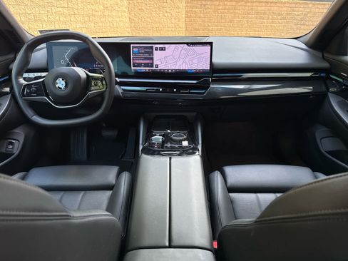 Certified 2024 BMW 530i xDrive 530i xDrive w/ Convenience Package image 8