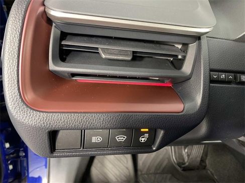 Used 2024 Toyota Prius Prime Premium image 15