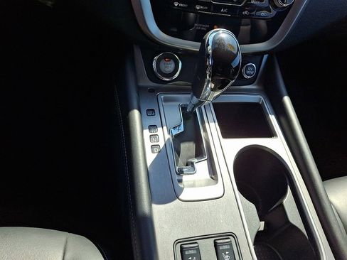 Used 2023 Nissan Murano SV w/ SV Midnight Edition Package image 15