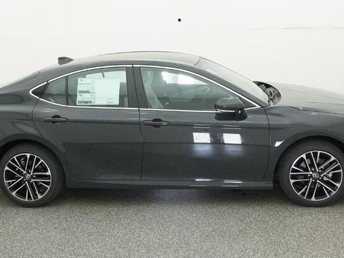 New 2026 Toyota Camry XLE AWD/4WD image 3