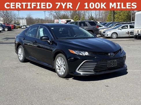 Used 2024 Toyota Camry LE FWD image 1