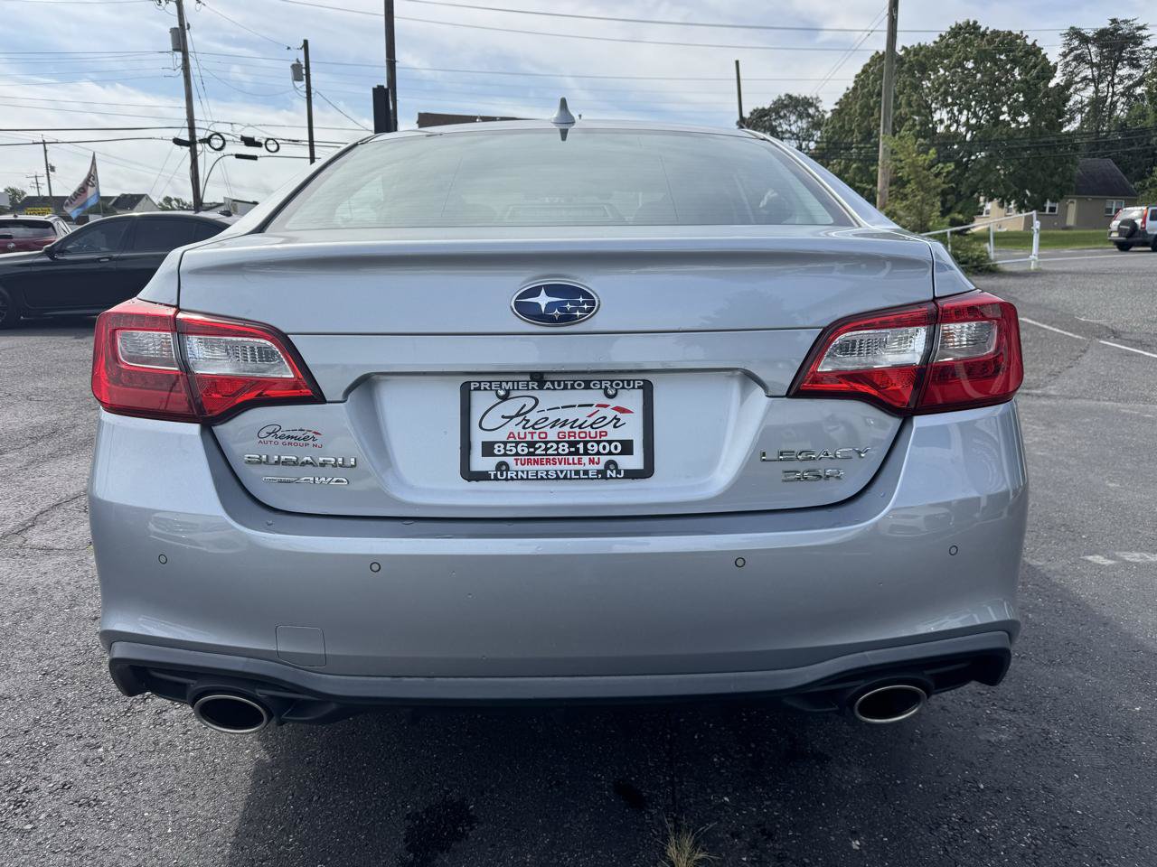 Used 2018 Subaru Legacy 3.6R Limited AWD/4WD image 6