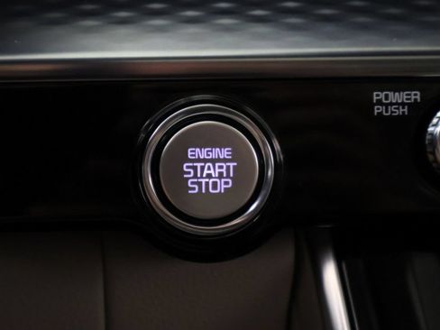 Used 2024 Kia Carnival SX Prestige FWD image 46