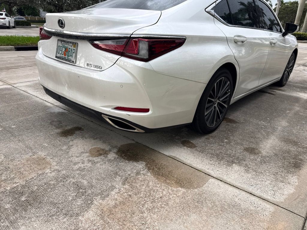 Used 2025 Lexus ES 350 w/ Premium Package FWD image 7