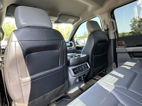 Used 2021 Ford F150 Lariat w/ FX4 Off-Road Package AWD/4WD image 19
