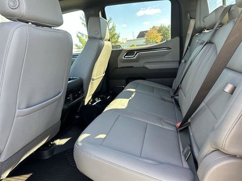 Certified 2025 Chevrolet Silverado 1500 LT Trail Boss w/ Convenience Package II image 22