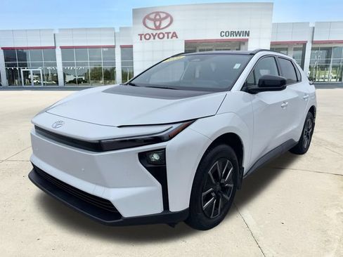Used 2026 Toyota bZ AWD/4WD image 7