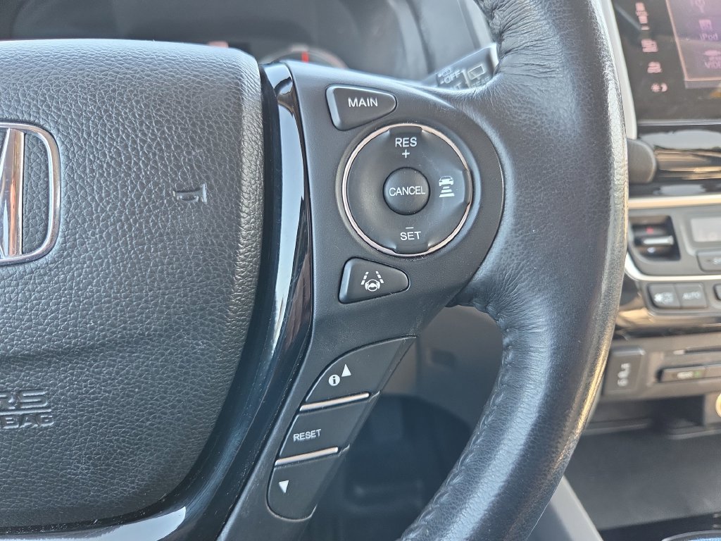 Used 2017 Honda Pilot Touring image 28