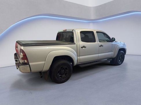 Used 2011 Toyota Tacoma 4x4 Double Cab w/ SR5 Pkg #2 image 7