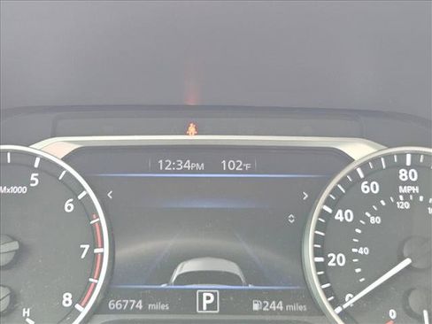 Used 2023 Nissan Sentra SV w/ SV Premium Package FWD image 12