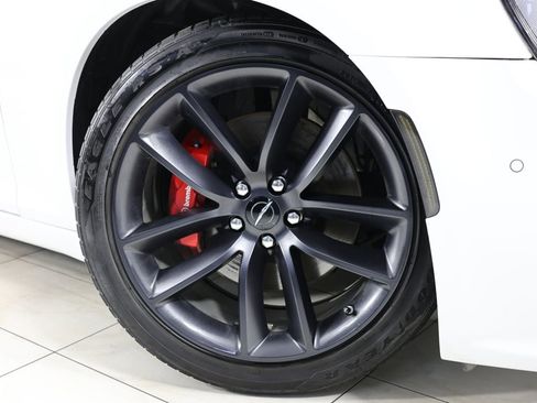 Used 2023 Chrysler 300 C RWD image 14