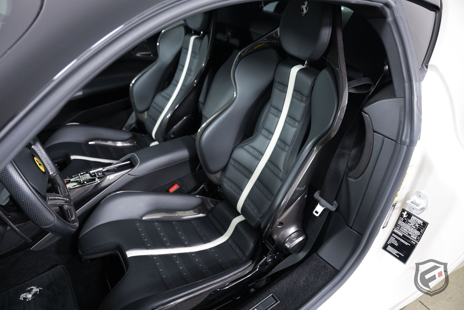 Used 2022 Ferrari SF90 Stradale AWD/4WD image 16