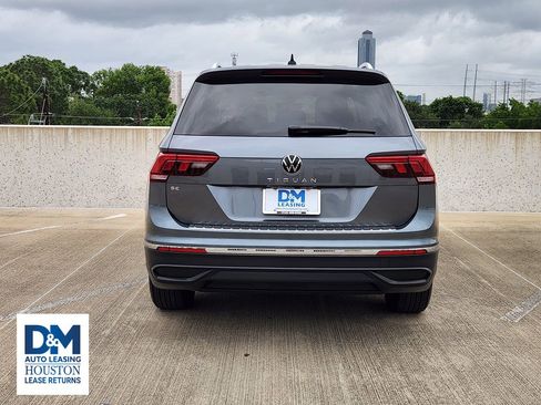 Used 2022 Volkswagen Tiguan SE FWD image 7