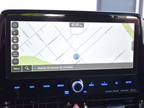Used 2022 Hyundai Ioniq Limited FWD image 22