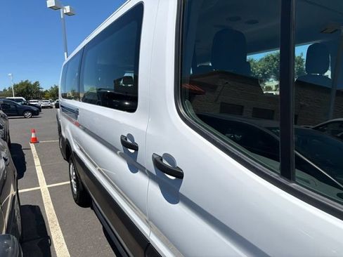 Used 2025 Ford Transit 350 XLT RWD image 4