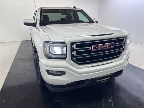 Used 2017 GMC Sierra 1500 4x4 Double Cab w/ Elevation Edition image 3