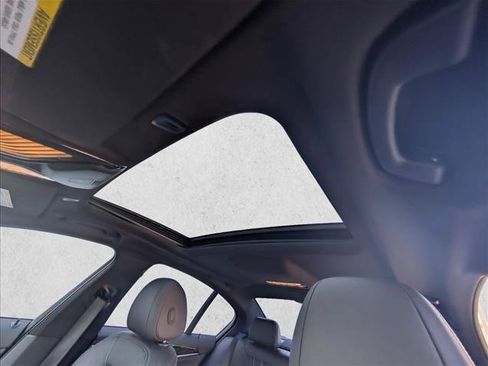 Used 2019 BMW 530i xDrive w/ Convenience Package AWD/4WD image 18