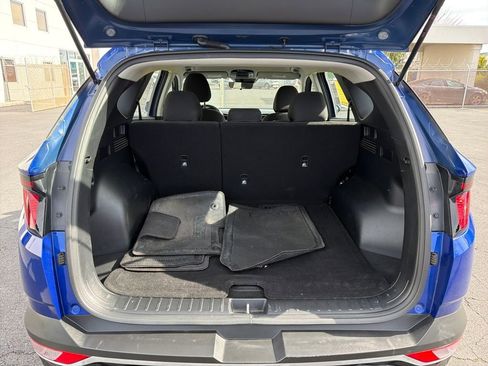 Used 2022 Hyundai Tucson SE w/ Winter Package AWD/4WD image 16
