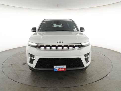 New 2026 Jeep Grand Wagoneer 4WD image 3