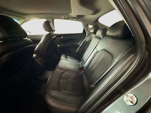 Used 2020 Kia Optima SE FWD image 25