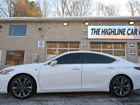 Used 2021 Lexus ES 350 F Sport w/ Accessory Package image 2