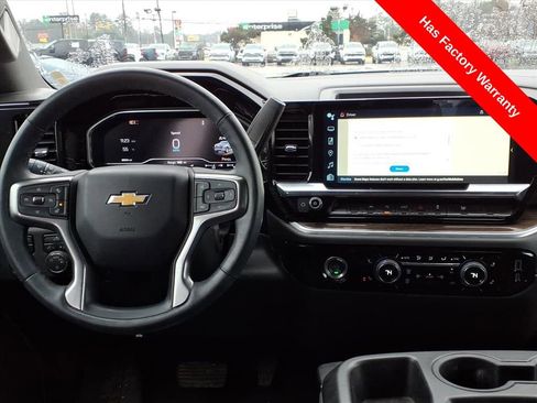 Used 2024 Chevrolet Silverado 1500 LT image 15