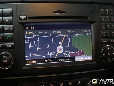 Used 2011 Mercedes-Benz ML 63 AMG 4MATIC image 24