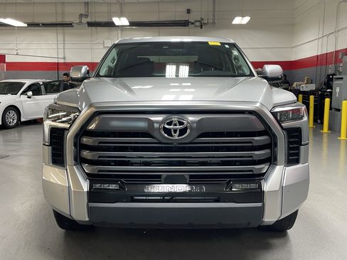 Used 2022 Toyota Tundra Limited RWD image 3