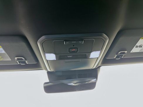 Used 2025 Toyota Tacoma SR5 image 18