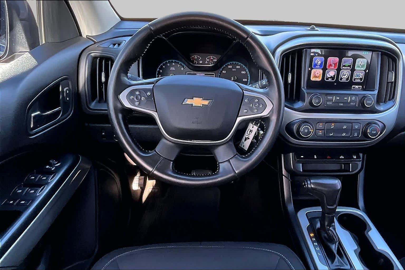 Used 2018 Chevrolet Colorado LT w/ LT Convenience Package RWD image 8