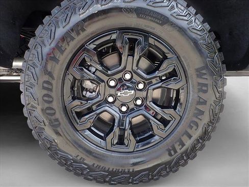 New 2026 Chevrolet Silverado 1500 ZR2 AWD/4WD image 6