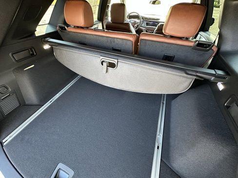 New 2025 Cadillac XT5 Sportv image 25