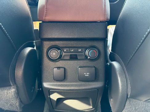 Used 2012 Ford Explorer Limited FWD image 23