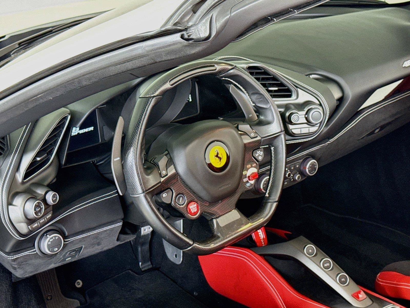 Used 2019 Ferrari 488 Spider RWD image 15