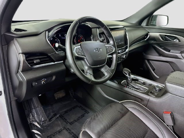 Used 2023 Chevrolet Traverse Premier w/ Redline Edition FWD image 22