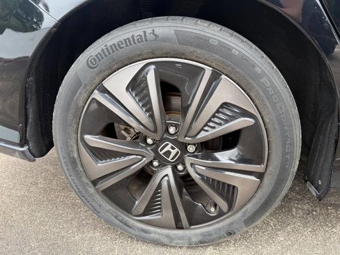 Used 2019 Honda Civic EX image 41