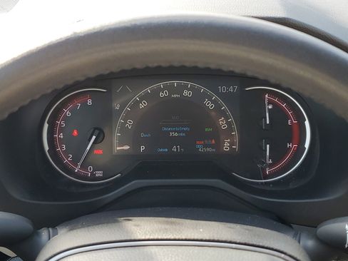 Used 2023 Toyota RAV4 XLE Premium image 24