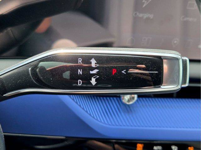 New 2027 Cadillac Optiq Luxury AWD/4WD image 30