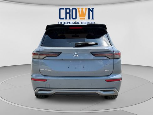 Used 2026 Mitsubishi Outlander AWD image 4