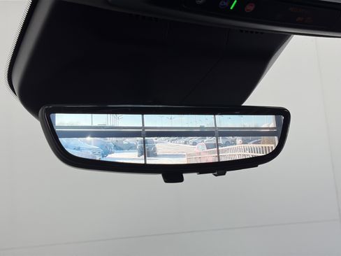 Used 2025 Cadillac Escalade Sport Platinum image 36