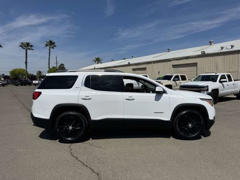 Used 2019 GMC Acadia SLT image 13